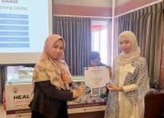 Mahasiswi Unisa Bandung Juara Public Speaking Tingkat Nasional