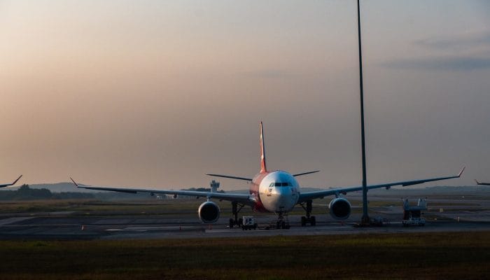 Ini Alasan Kenapa Wajib Mandi Setelah Naik Pesawat Terbang