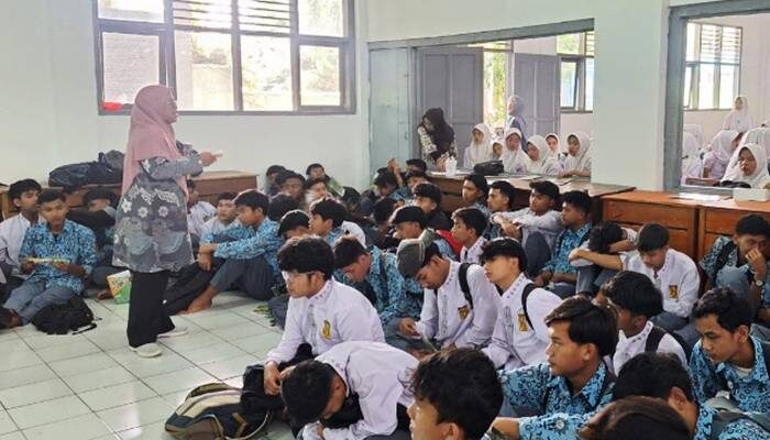 Unisa Bandung Lakukan Gerakkan Edukasi Preventif Hipertensi Bagi Remaja