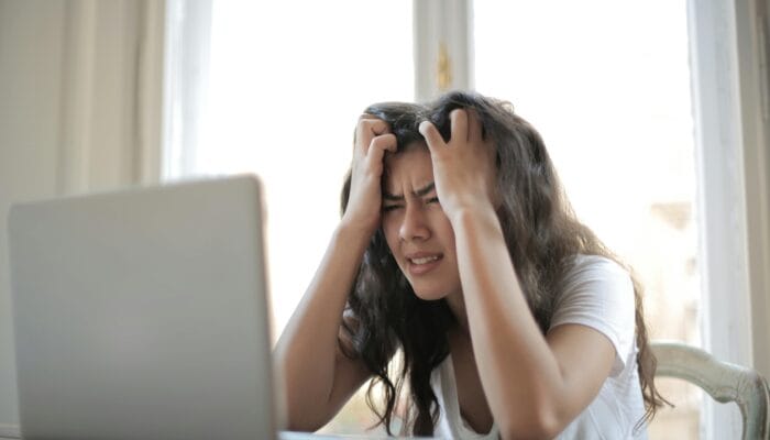 6 Masalah Utama yang Sering Dihadapi Seorang People Pleaser