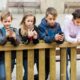 3 Dampak Buruk  Jika Anak  Sudah Kecanduan Gadget