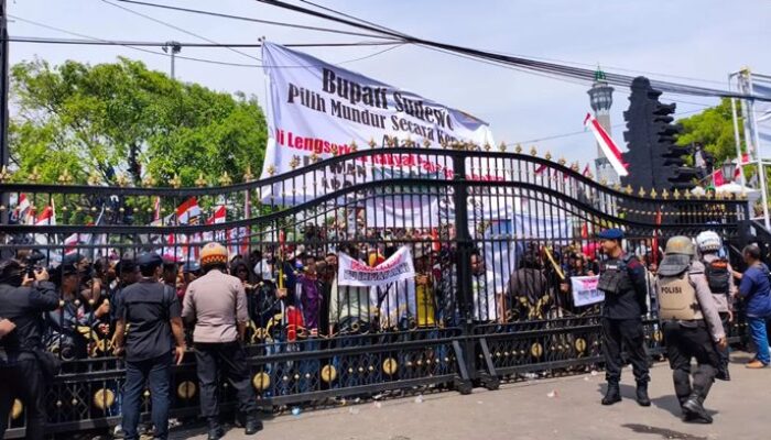 Demo Bupati Pati Rusuh, 11 Orang Ditangkap dan 33 Dirawat