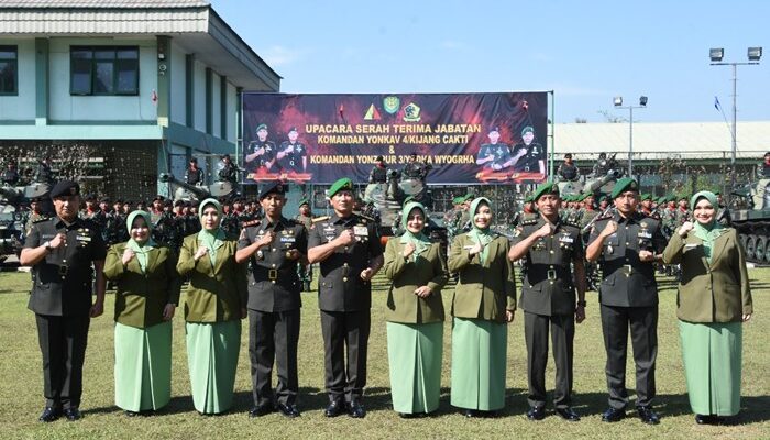 Pangdam III Siliwangi Pimpin Sertijab Danyonkav 4 KC dan Danyonzipur 3 YW