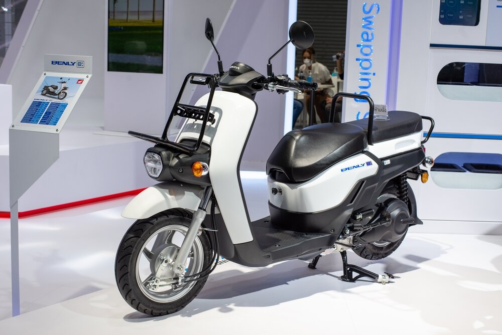 Sepeda Motor Listrik