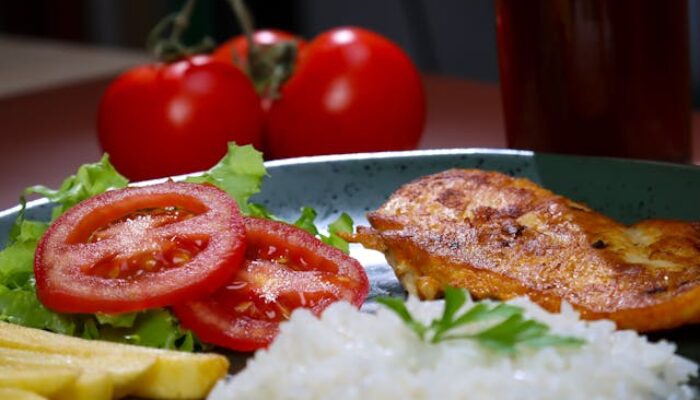 7 Makanan Super untuk Dukung Kecerdasan dan Perkembangan Otak Anak