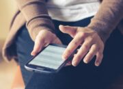 Komdigi Kaji Teknologi Satelit Langsung ke Ponsel Mirip Layanan Starlink