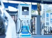 PLN Siapkan Ribuan SPKLU untuk Pengguna Mobil Listrik di Akhir Tahun