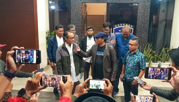 Pegiat Medsos Permadi Arya Dilaporkan ke Polda Jabar atas Dugaan Ujaran Kebencian dan Fitnah