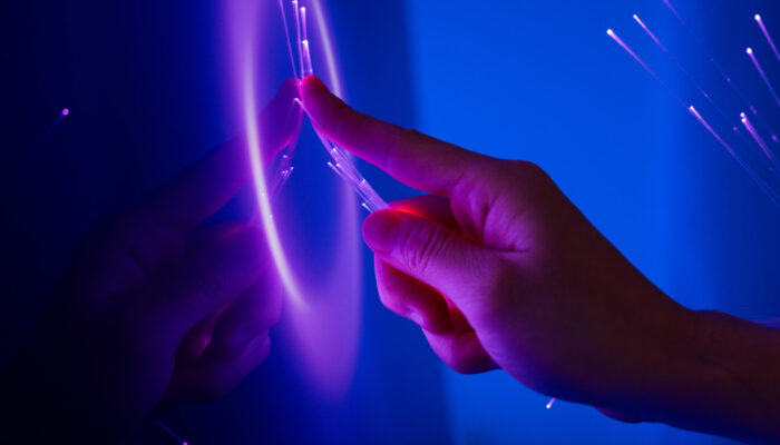 Serat Optik Konvensional Pecahkan Rekor Kecepatan Internet 430Tbps