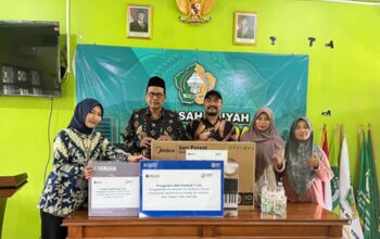 Program BRI Peduli TJSL Pengadaan Peralatan Pendidikan untuk MA Nurul Huda Ds Medini Kec Gajah Kab Demak
