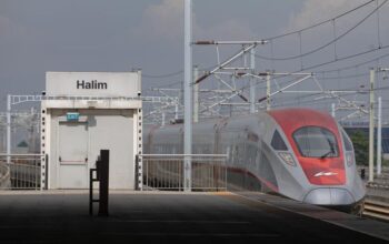 Pemerintah Resmi Kaji Perpanjangan Rute Kereta Cepat Hingga Ujung Jawa