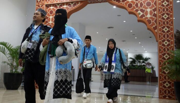 Tiga Kloter Perdana Haji Indonesia Mendarat di Madinah