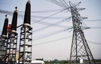 Gangguan Transmisi PLN Sebabkan Listrik Padam di Sebagian Sumatra