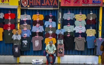 Mayoritas Tenaga Kerja Indonesia Masih Bekerja di Sektor Informal