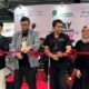 Mahasiswa MM FEB UNAIR Dorong Kesetaraan untuk Komunitas Tunanetra Lewat Turnamen Padel