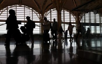 Tren Perjalanan Warga Indonesia ke Luar Negeri Menurun Drastis