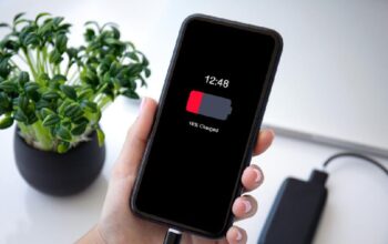 Cara Efektif Menjaga Kesehatan Baterai Ponsel Agar Tetap Awet
