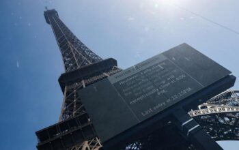 Menara Eiffel dan Museum di Paris Tutup Lebih Awal Akibat Gelombang Panas