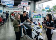Ilustrasi sepeda motor listrik