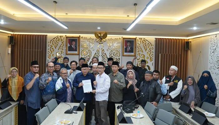 SOBAT Jabar Desak Perda Anti Miras dan Anti Maksiat; Komisi V DPRD Jabar Sepakat Wujudkan ‘Jabar Zero Maksiat’