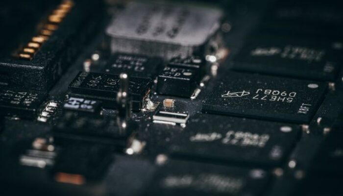 Produsen Ponsel Mulai Manfaatkan Chip Memori Bekas Untuk Atasi Kelangkaan