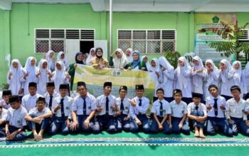 Wujudkan Sekolah Bebas Bullying dan Insecure, Pascasarjana Promosi Kesehatan FKM USU Gelar Pengabdian Masyarakat di MTsN Karo